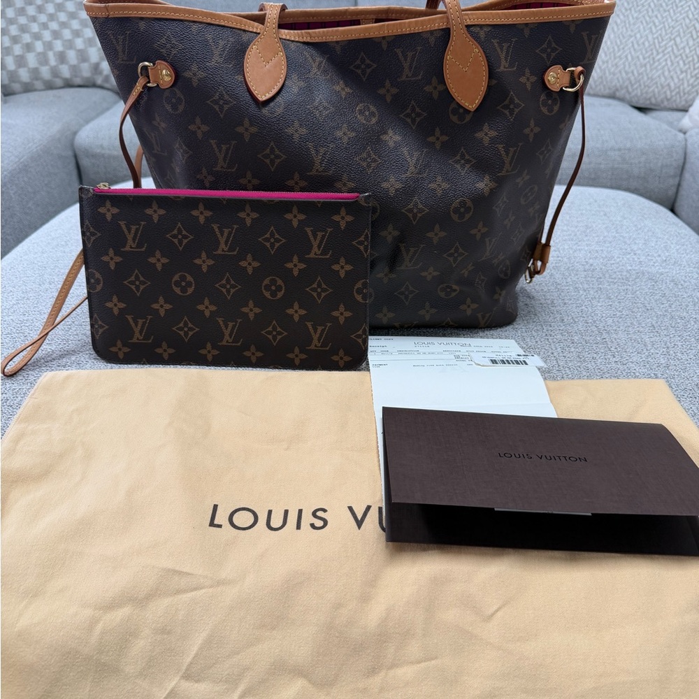 Louis Vuitton Neverfull MM Raspberry - Picture 4 of 15